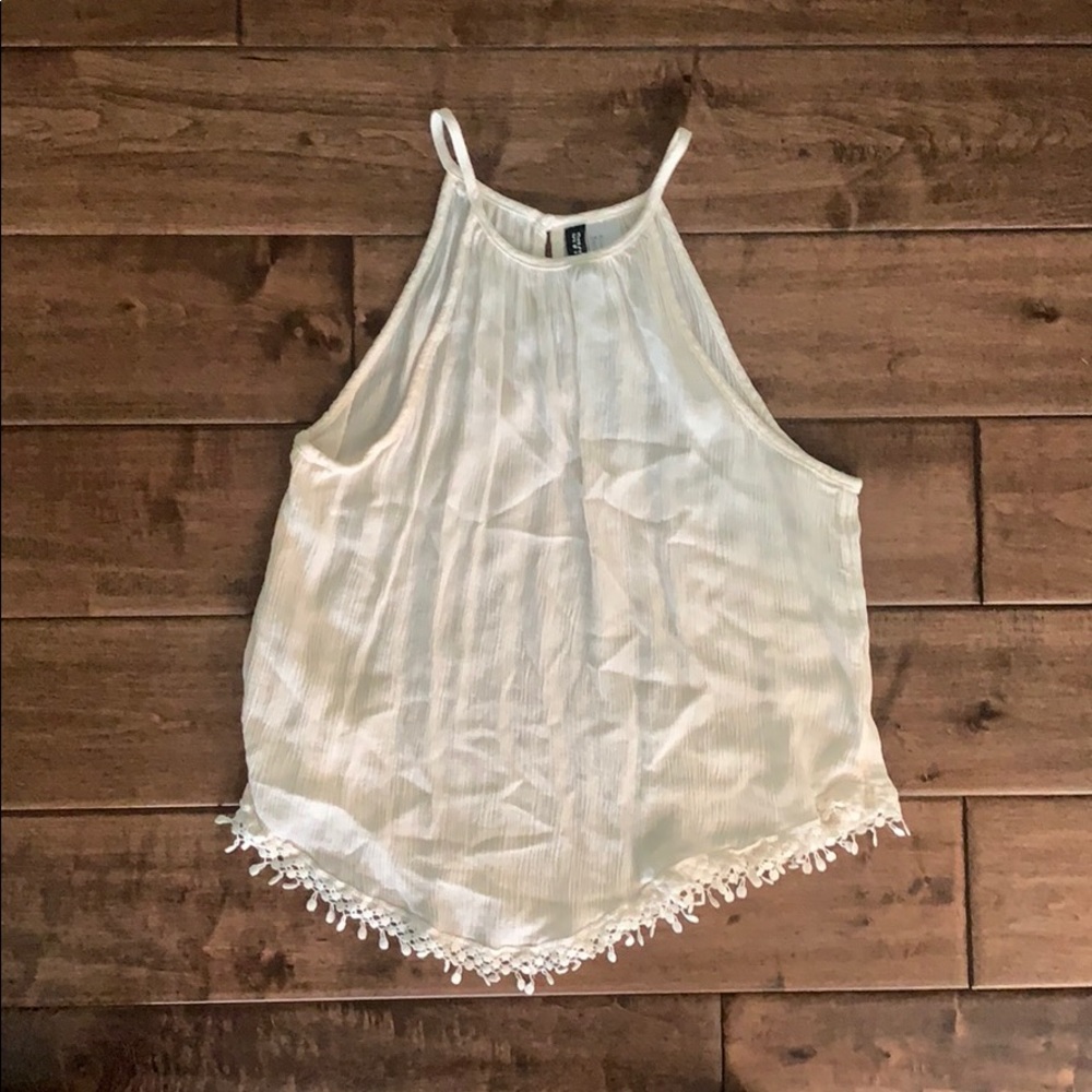 H&M WHITE FLOWY TANK TOP WITH LACE DETAIL